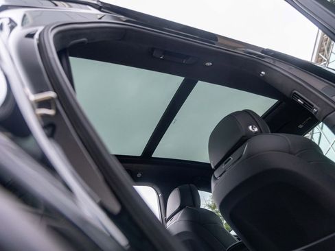 Used 2024 Bentley Bentayga AWD/4WD image 62