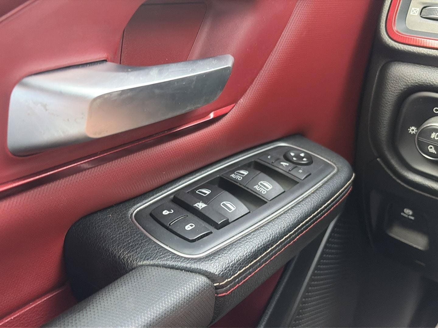 Used 2019 RAM 1500 Rebel w/ Rebel Level 2 Equipment Group AWD/4WD image 19