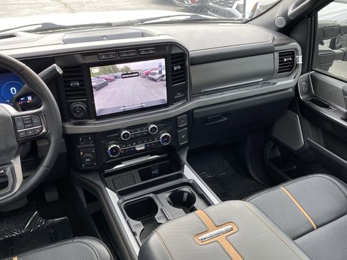 Used 2024 Ford F250 Platinum image 25