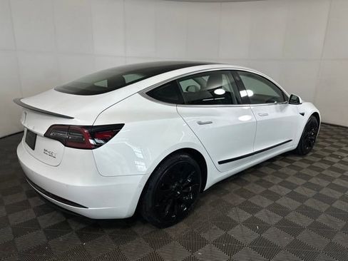 Used 2019 Tesla Model 3 Performance image 3