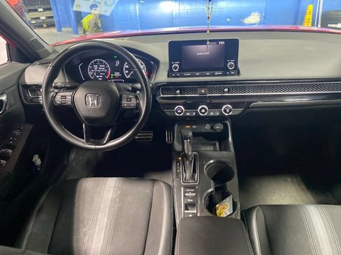 Used 2023 Honda Civic Sport image 13