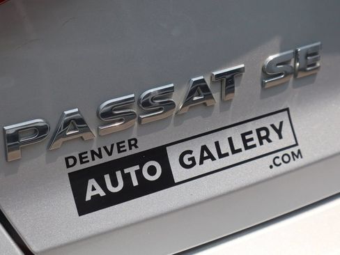 Used 2017 Volkswagen Passat 1.8T SE FWD image 27