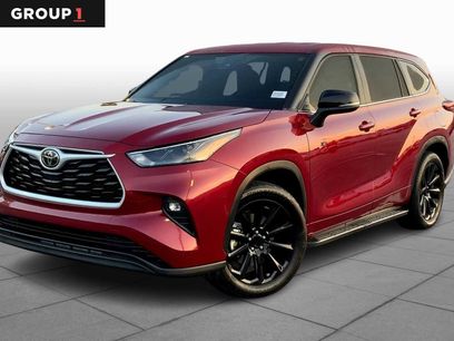 Certified 2023 Toyota Highlander LE