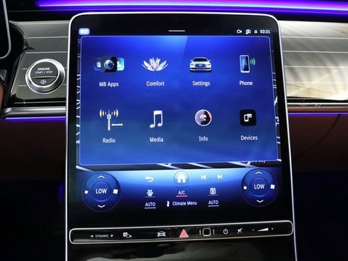 Used 2023 Mercedes-Benz S 580 4MATIC Sedan image 6