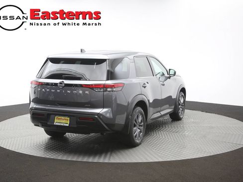 Used 2023 Nissan Pathfinder S AWD/4WD image 38