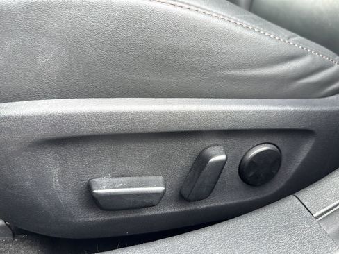 Used 2024 MAZDA MAZDA3 s image 15