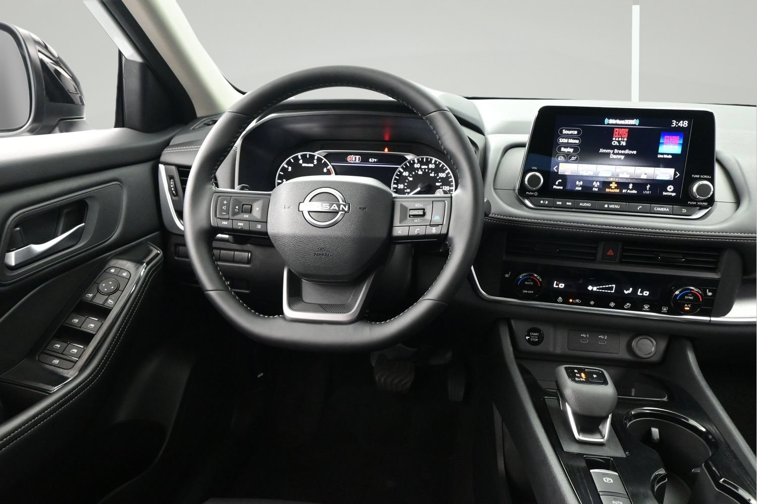 Certified 2026 Nissan Rogue Dark Armor AWD/4WD image 12