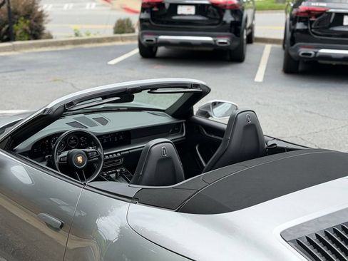 Used 2020 Porsche 911 Carrera S RWD image 42