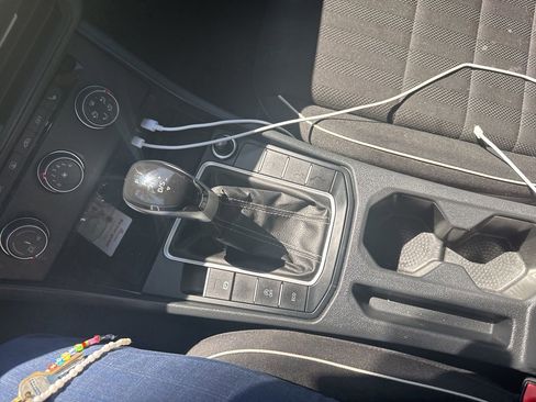 Certified 2024 Volkswagen Jetta Sport FWD image 3