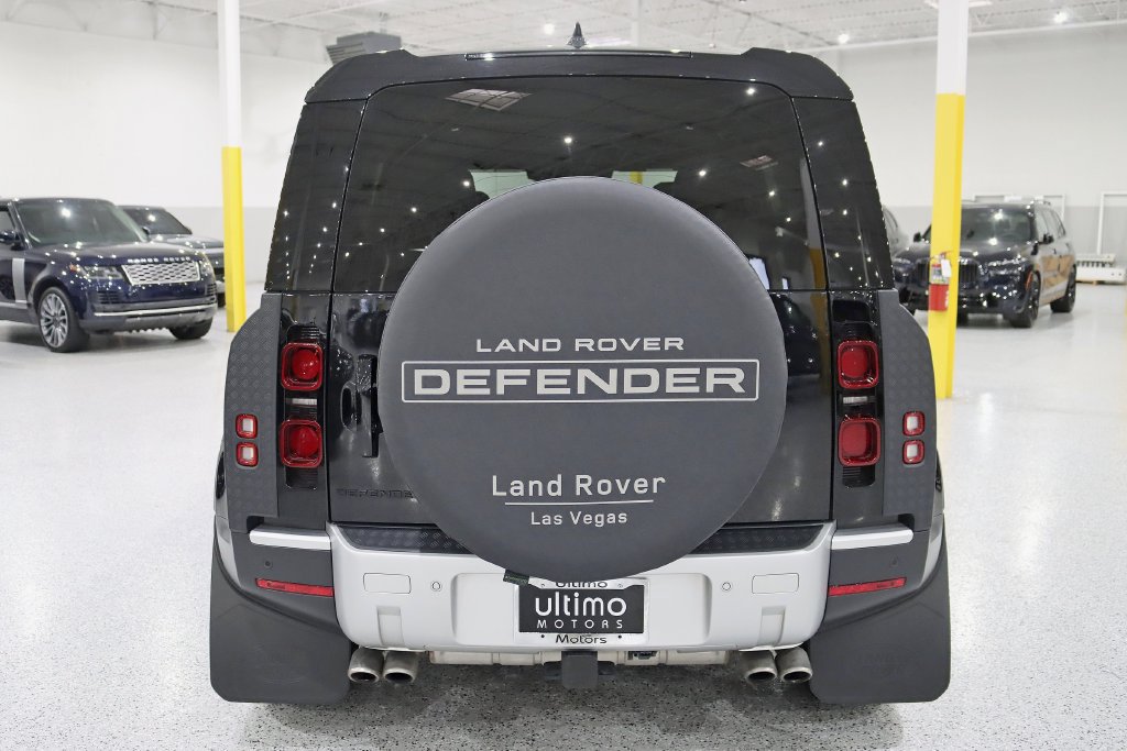 Used 2024 Land Rover Defender 110 SE AWD/4WD image 13