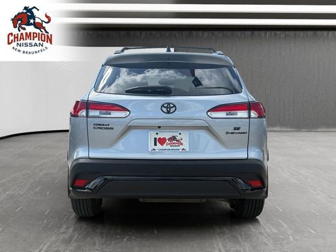 Used 2025 Toyota Corolla Cross AWD Hybrid image 4