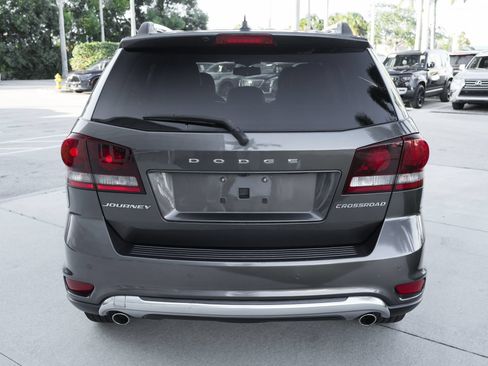 Used 2016 Dodge Journey Crossroad FWD image 9
