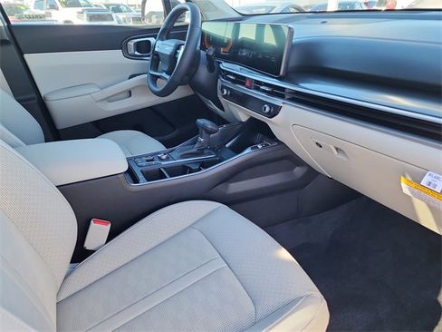 New 2026 Kia Sorento S image 17
