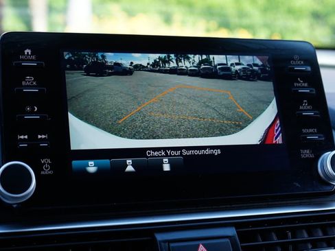 Used 2022 Honda Accord Sport image 28