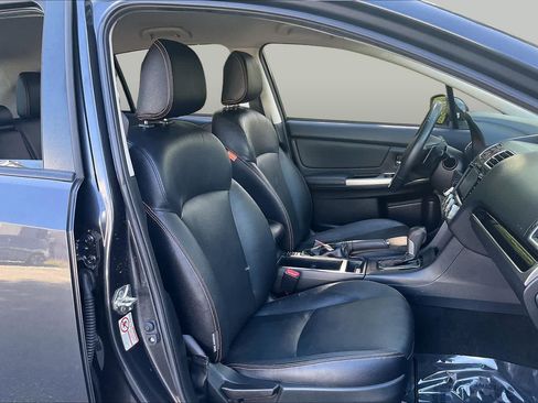 Used 2016 Subaru Crosstrek 2.0i Limited AWD/4WD image 8