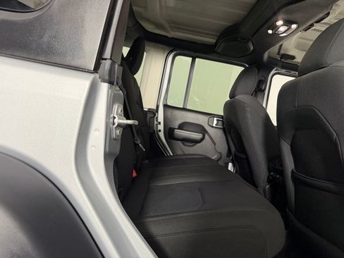 Used 2023 Jeep Wrangler Unlimited AWD/4WD image 24