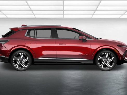 New 2026 Chevrolet Equinox EV LT w/ Convenience Package II AWD/4WD image 3