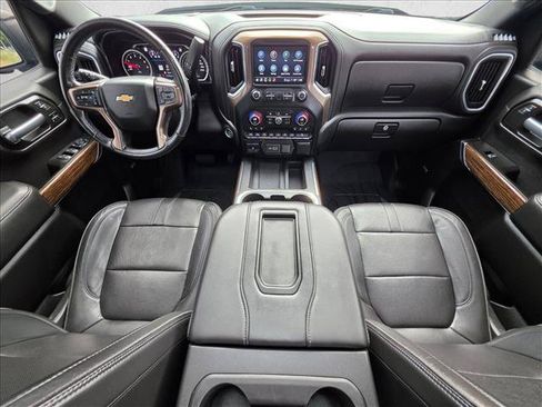 Used 2021 Chevrolet Silverado 1500 High Country w/ Safety Package II AWD/4WD image 13
