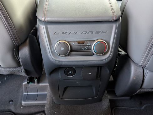 New 2026 Ford Explorer Active w/ Active Comfort Package image 13