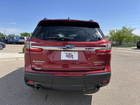Used 2023 Subaru Ascent Limited w/ Technology Package AWD/4WD image 11
