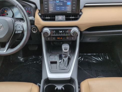 Certified 2021 Toyota RAV4 XLE Premium FWD image 18