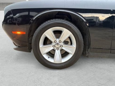 Used 2023 Dodge Challenger SXT RWD image 23