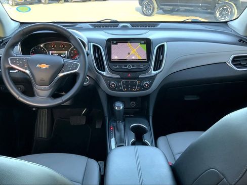 Used 2018 Chevrolet Equinox Premier image 15