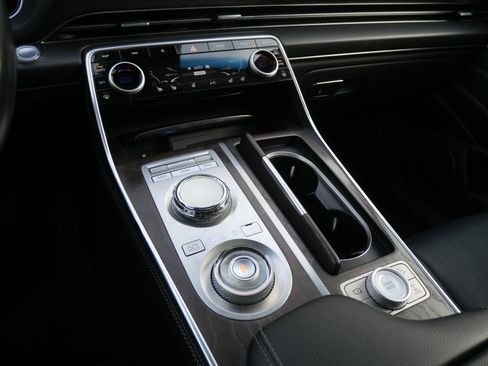 Certified 2023 Genesis GV80 2.5T w/ Prestige Package image 61