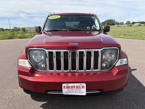 Used 2012 Jeep Liberty Limited Jet w/ Comfort/Convenience Group AWD/4WD image 8
