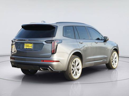 Used 2020 Cadillac XT6 Sport AWD/4WD image 6