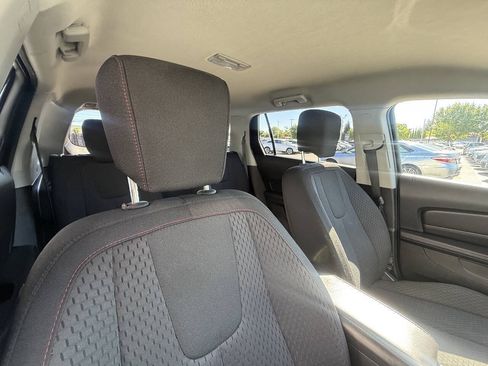 Used 2014 GMC Terrain SLE FWD image 19