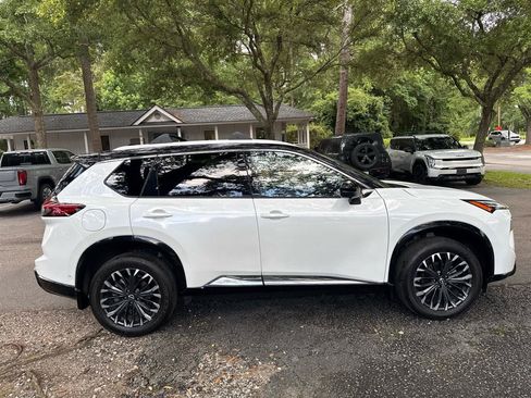 Used 2026 Nissan Rogue Platinum w/ Platinum Premium Package AWD/4WD image 6