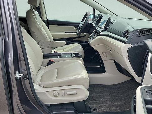 Used 2025 Honda Odyssey EX-L image 10