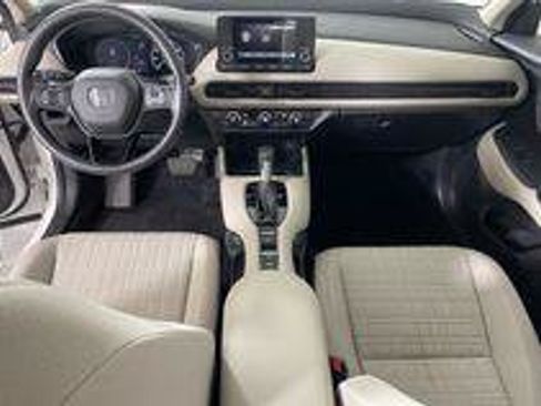 Used 2023 Honda HR-V LX image 23