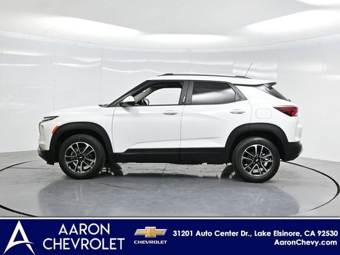 New 2025 Chevrolet TrailBlazer LT w/ Convenience Package AWD/4WD image 44