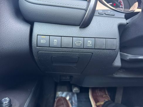 Used 2023 Toyota Camry SE FWD image 28