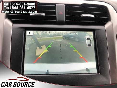 Used 2018 Ford Fusion SE w/ Fusion SE Technology Package image 19