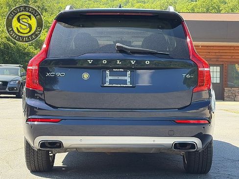 Used 2016 Volvo XC90 T6 Momentum w/ Momentum Plus Package AWD/4WD image 5