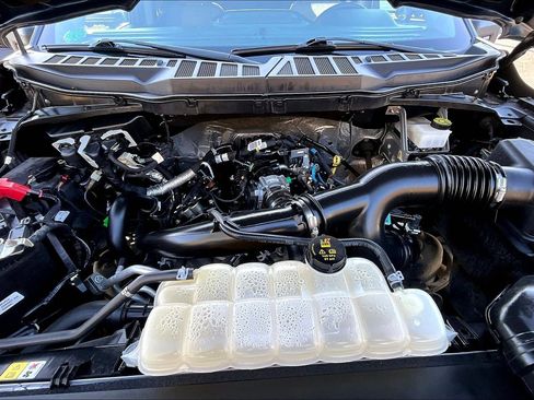 Used 2022 Ford F150 XLT w/ Equipment Group 302A High image 9