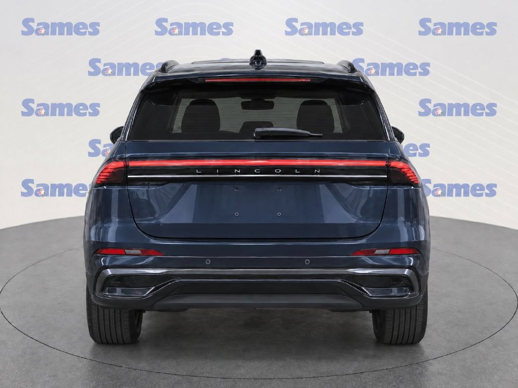 Used 2024 Lincoln Nautilus Reserve w/ Equipment Group 202A AWD/4WD image 6