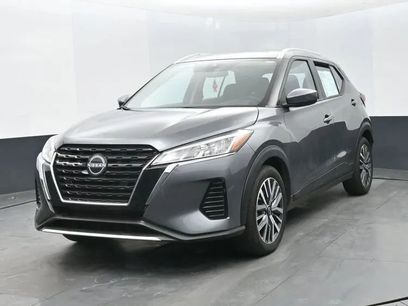 Used 2024 Nissan Kicks SV