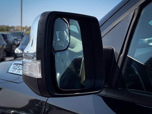 Used 2022 RAM 1500 Laramie AWD/4WD image 29