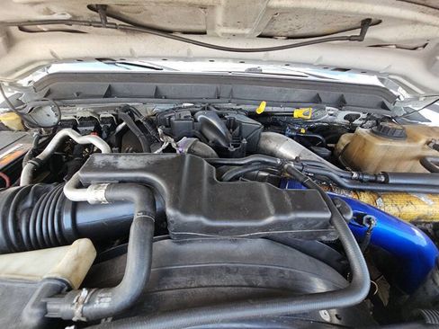 Used 2016 Ford F250 XLT AWD/4WD image 4