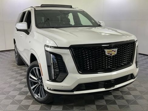 Used 2025 Cadillac Escalade Sport AWD/4WD image 37