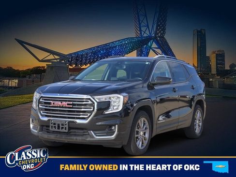 Used 2023 GMC Terrain SLT AWD/4WD image 3