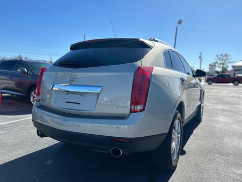 Used 2016 Cadillac SRX Luxury image 11
