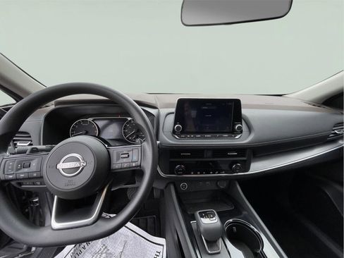 Used 2023 Nissan Rogue SV AWD/4WD image 24