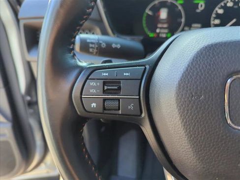 Used 2025 Honda CR-V Sport-L image 13