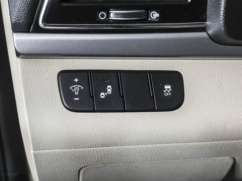 Used 2018 Hyundai Elantra SEL image 24