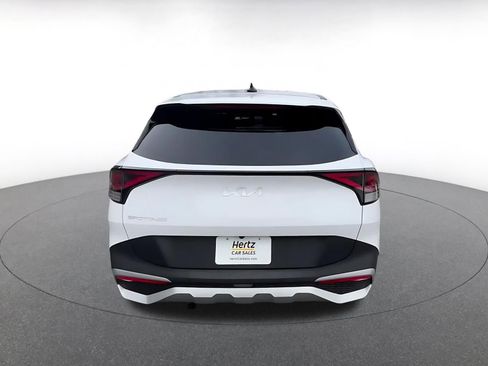 Used 2025 Kia Sportage LX image 18